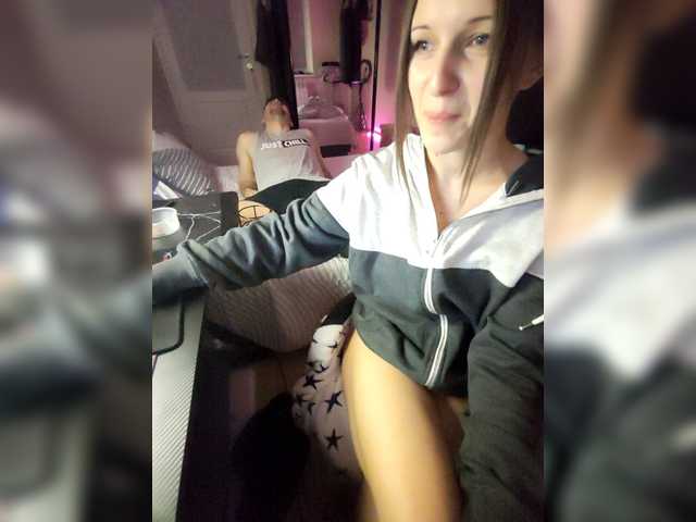 candy-cappy's BongaCams show and profile