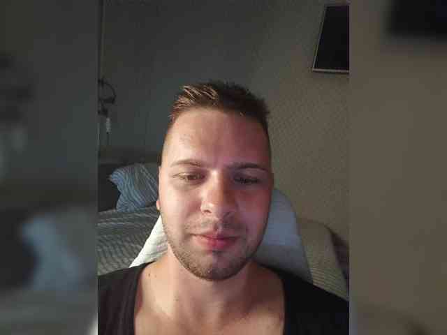 candy-J webcam