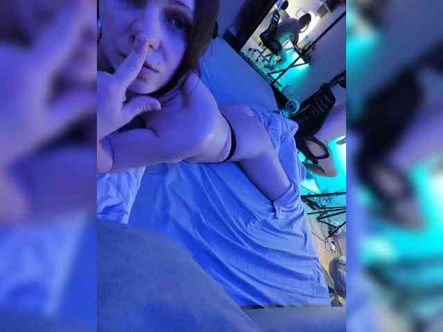 candy-J webcam