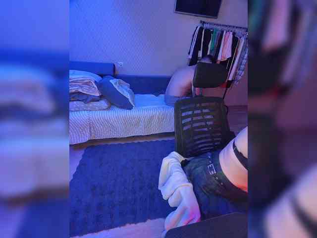 candy-J webcam