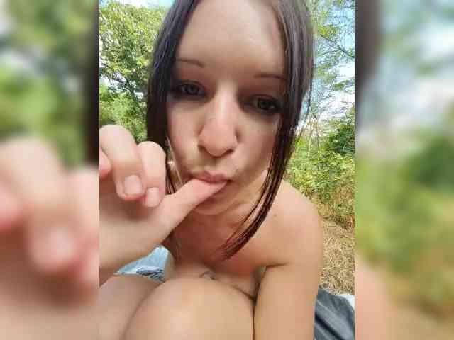candy-J webcam