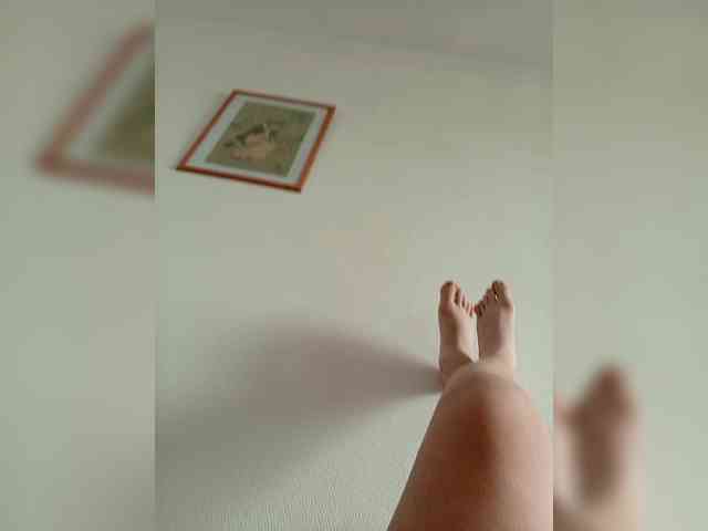 Malika25 webcam