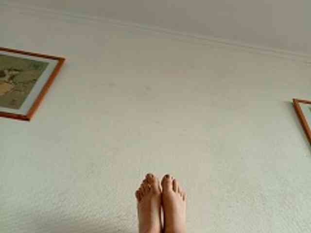 Malika25 webcam