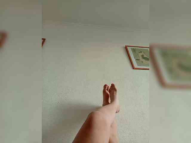 Malika25 webcam