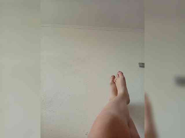 Malika25 webcam