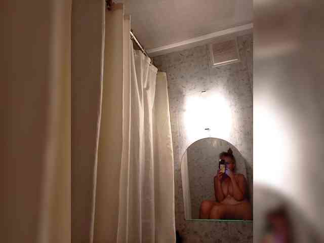 Malika25 webcam