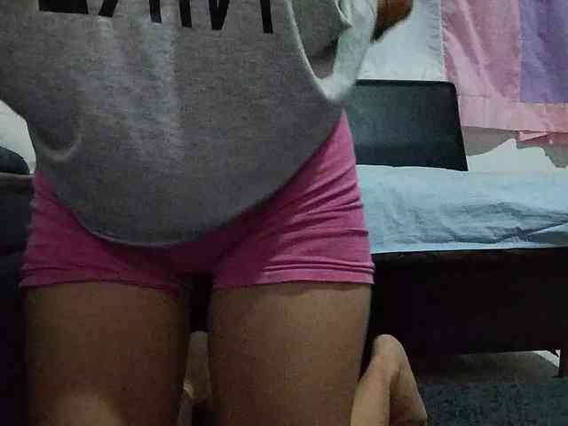 milu_curly webcam