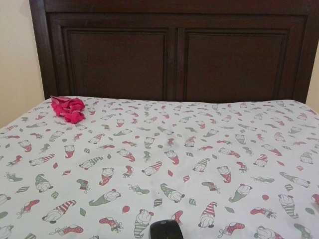 Sexysuzzy12 webcam bongacams model stream image