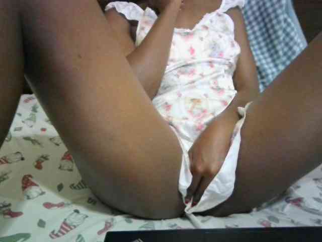 Sexysuzzy12 webcam