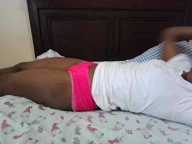 Sexysuzzy12 webcam
