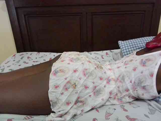 Sexysuzzy12 webcam