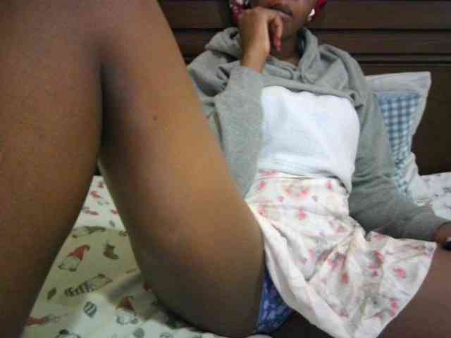 Sexysuzzy12 webcam
