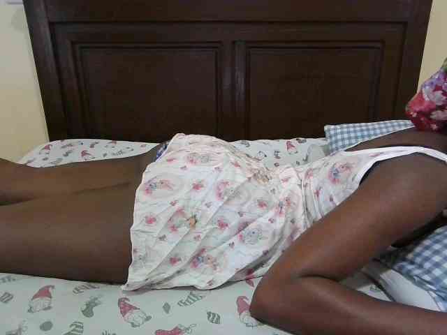 Sexysuzzy12 webcam