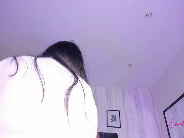 EmilyPark69's BongaCams show and profile