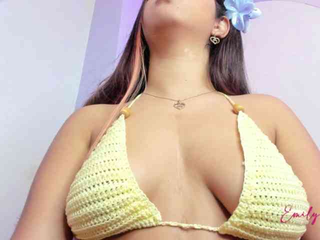 EmilyPark69 webcam