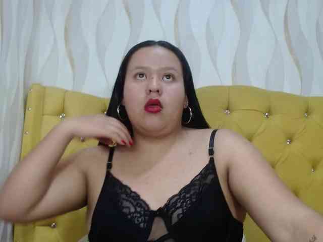 Модель: camilleblack01