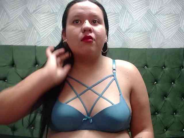camilleblack01 webcam