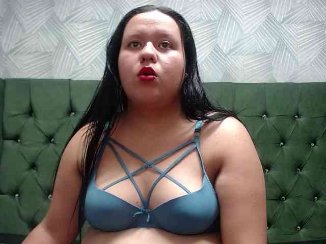camilleblack01 webcam