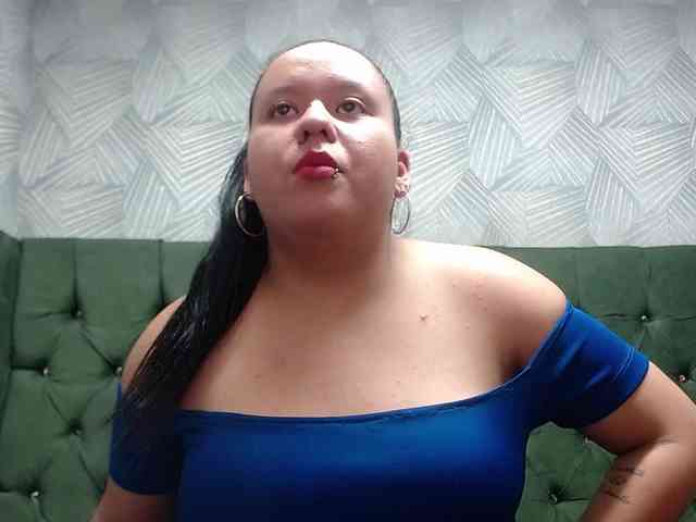 camilleblack01 webcam
