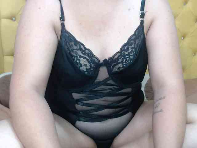camilleblack01 webcam