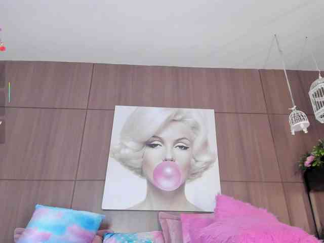 anyaquinn webcam