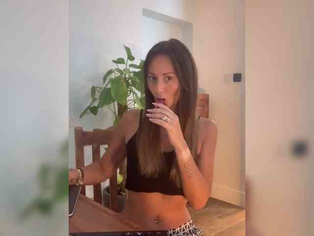 Sexylife69 webcam