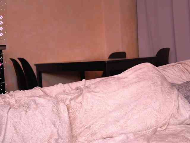 nude web cam chat LolaLevvis