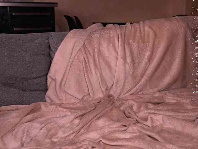 LolaLevvis webcam