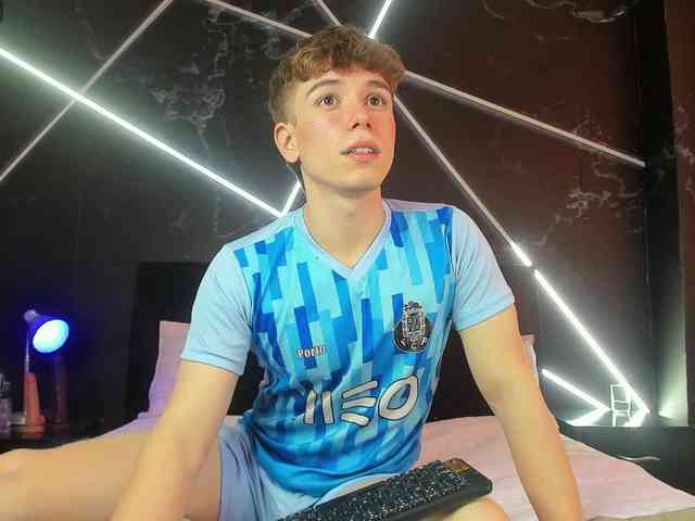 TaylerWhite TaylerWhite