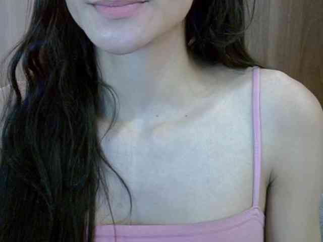 SkinnyKitty webcam