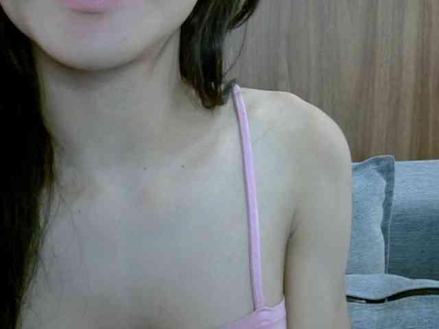 SkinnyKitty webcam