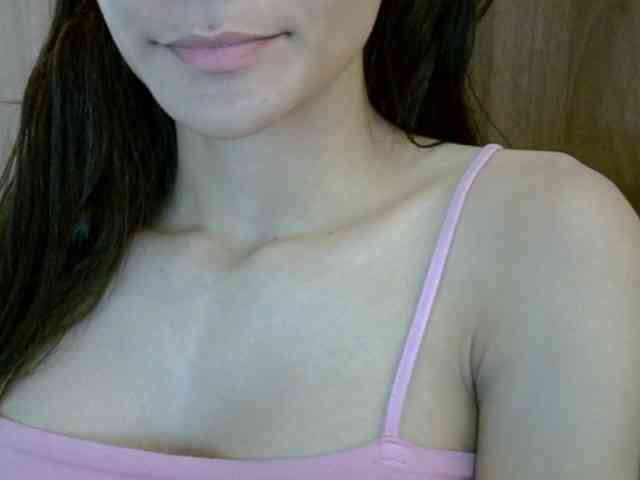 SkinnyKitty webcam