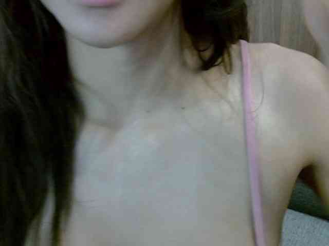 SkinnyKitty webcam