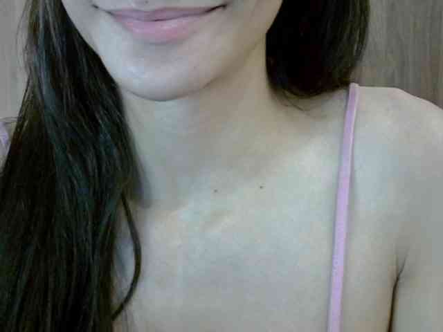 SkinnyKitty webcam