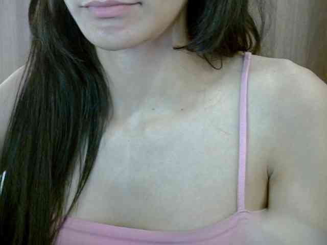SkinnyKitty webcam