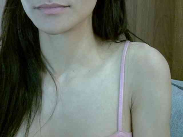 SkinnyKitty webcam