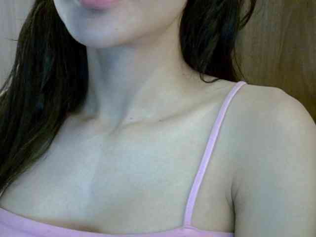SkinnyKitty webcam