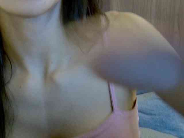 SkinnyKitty webcam