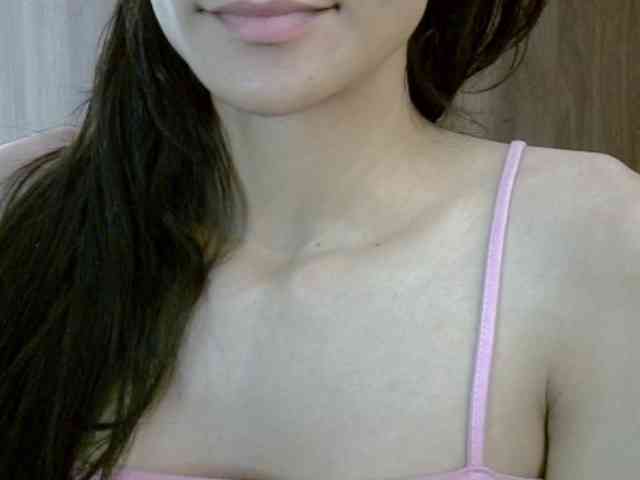 SkinnyKitty webcam
