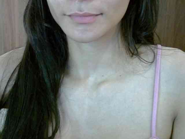 SkinnyKitty webcam