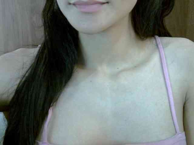 SkinnyKitty webcam