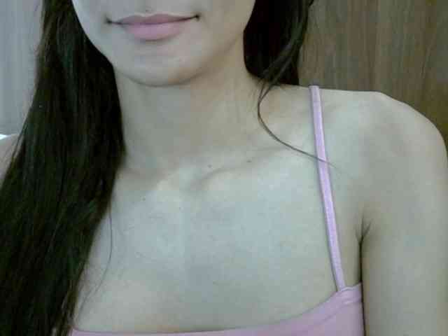 SkinnyKitty webcam