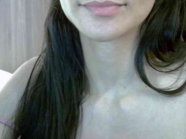 SkinnyKitty webcam