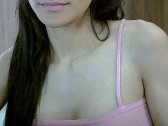 SkinnyKitty webcam