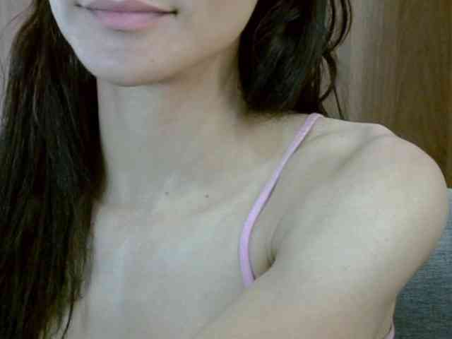SkinnyKitty webcam