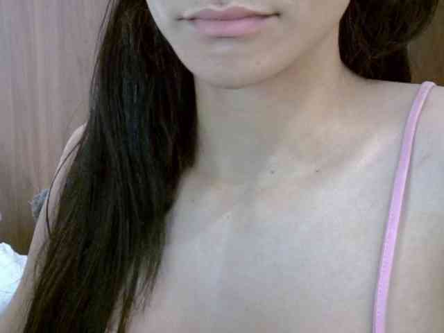 SkinnyKitty webcam