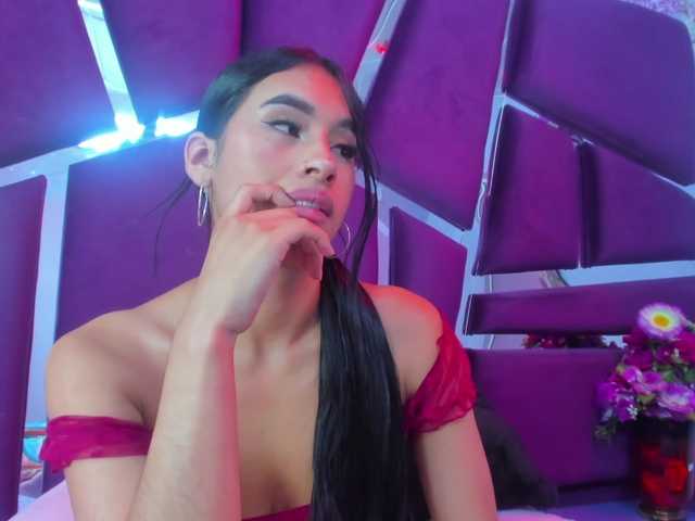 MiaaDavis's BongaCams show and profile