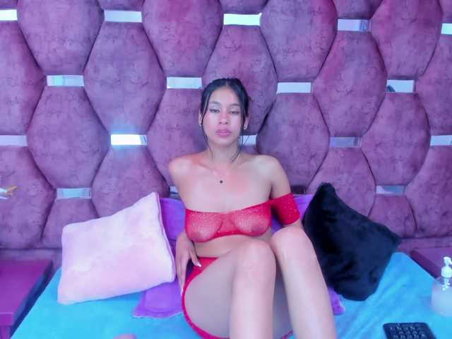 MiaaDavis's BongaCams show and profile