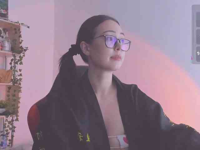ShadowEva webcam