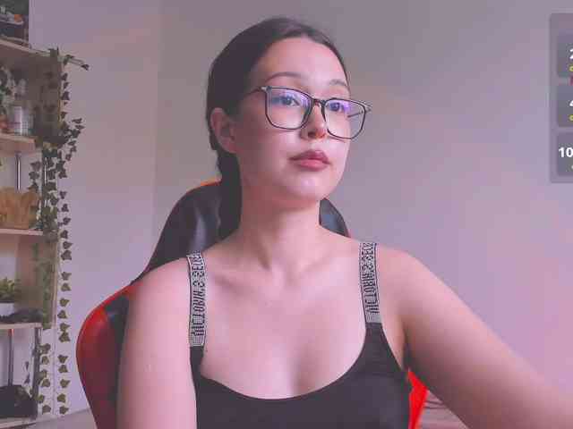 ShadowEva webcam